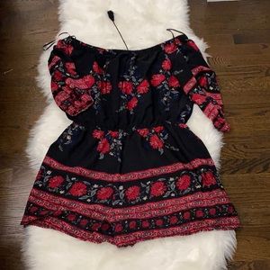 Forever 21 medium sleeve jumper.